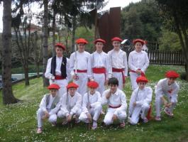 DANTZA TALDEAK